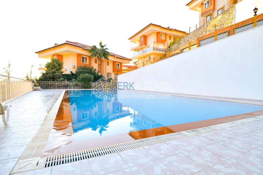 Apartment in Kargicak with stunning views from the owner 4 
