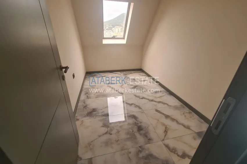 Purchase Two-level penthouse in the center of Alanya with high-quality finishing 3 
