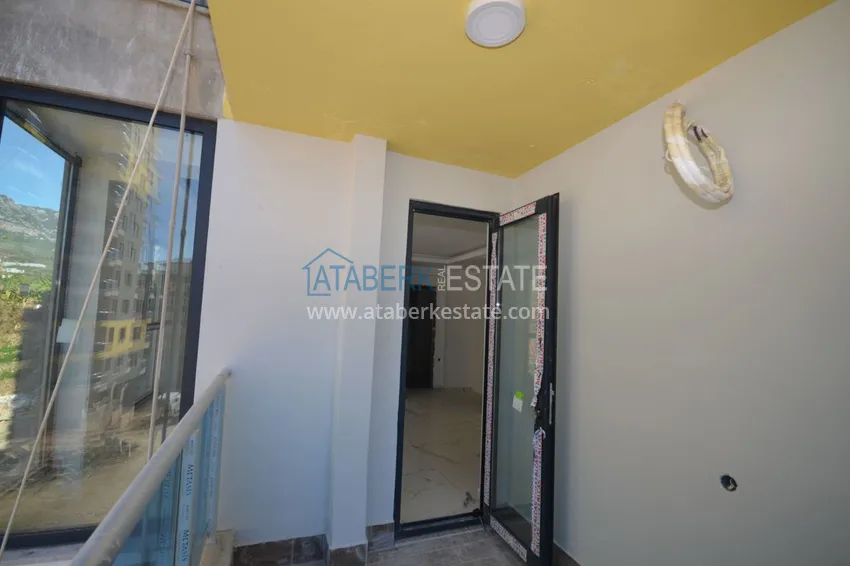 Purchase  Three – room apartment in Mahmutlar from an investor with a fine finish 4 