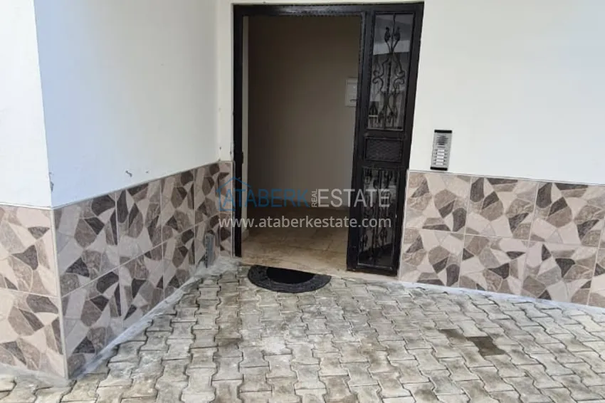 Three-room apartment in Mahmutlar with a separate kitchen 4 