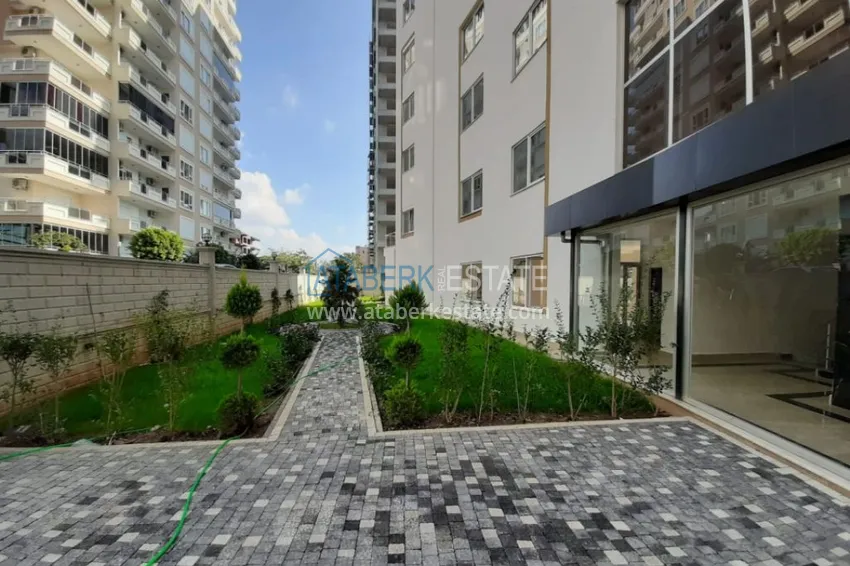 Apartment in Mahmutlar with furniture, glazed balcony and very spacious terrace 8 