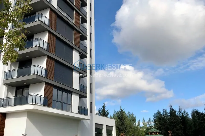 Apartment in Antalya - Dosemealti with 3 bedrooms, separate kitchen and gas heating 4 