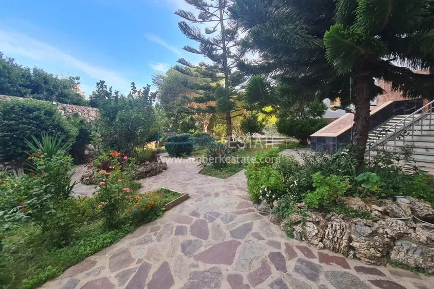 Apartment in Mahmutlar with furniture and mountain views in a residential complex 6 