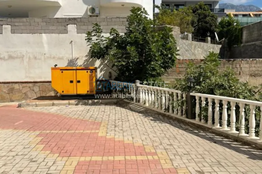 Furnished apartment in Mahmutlar with mountain and sea views 7 