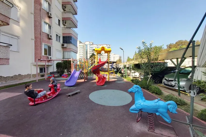 Apartment in Mahmutlar with mountain views in a well-maintained complex 7 