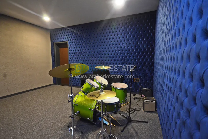 Penthouse in Kargicak furnished with sea and mountain views 8 