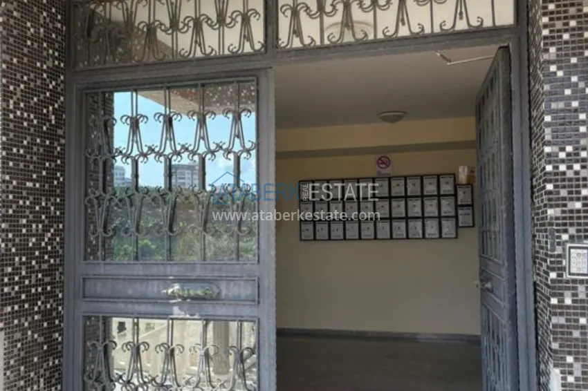 Furnished apartment in Mahmutlar with mountain and sea views 8 