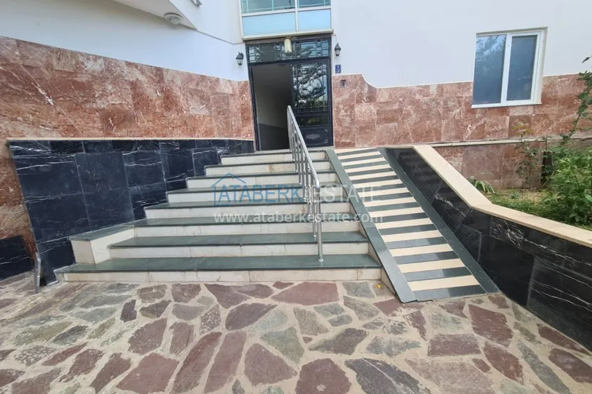 Apartment in Mahmutlar with furniture and mountain views in a residential complex 9 