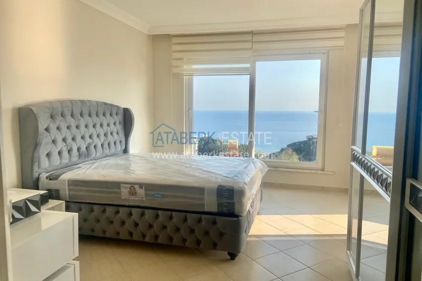 Purchase Villa in Alanya with furniture and a beautiful view from the window 11 