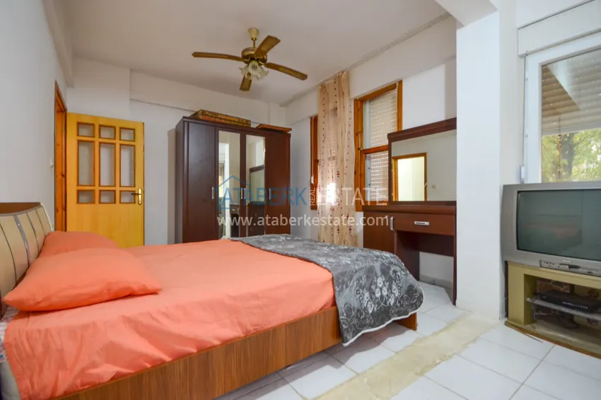 Purchase Three-room apartment in Mahmutlar with a separate kitchen, next to the sea 10 