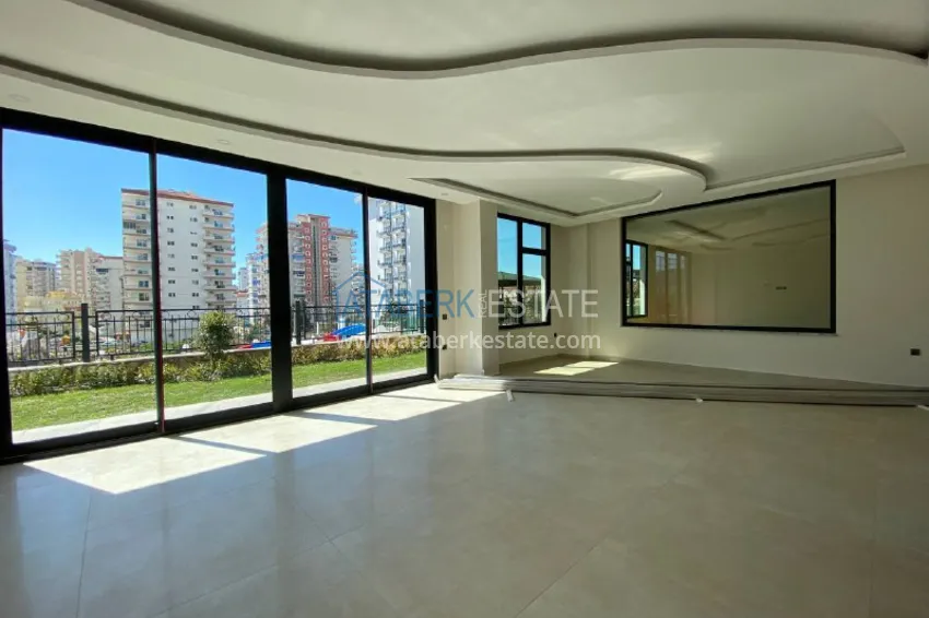 Apartments in Mahmutlar with a fine finish in a modern new complex 19 