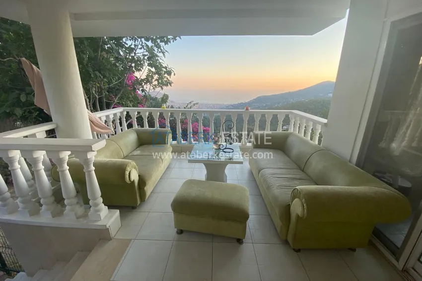 Purchase Urgent sale! Furnished villa in Alanya Tepe district with the right to obtain citizenship 18