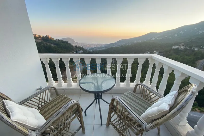 Urgent sale! Furnished villa in Alanya Tepe district with the right to obtain citizenship 1
