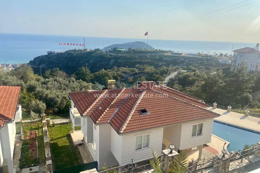 Purchase Villa in Alanya with furniture and a beautiful view from the window 22 