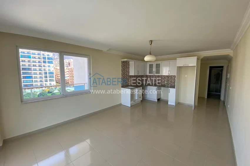 Purchase Three-room apartment in Mahmutlar with a view of the sea and mountains 2 