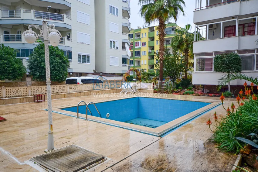 Three-room apartment in Mahmutlar with a separate kitchen, next to the sea 2 