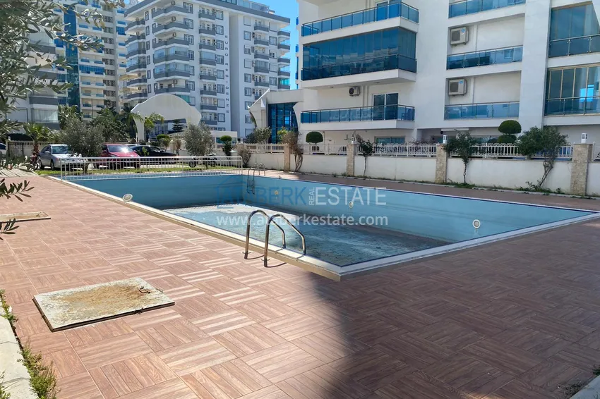 Three-room apartment in Mahmutlar with a view of the sea and mountains 5 