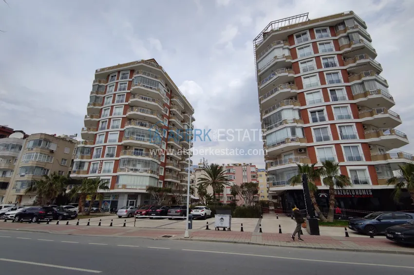 Beachfront apartment in Mahmutlar, furnished  3 