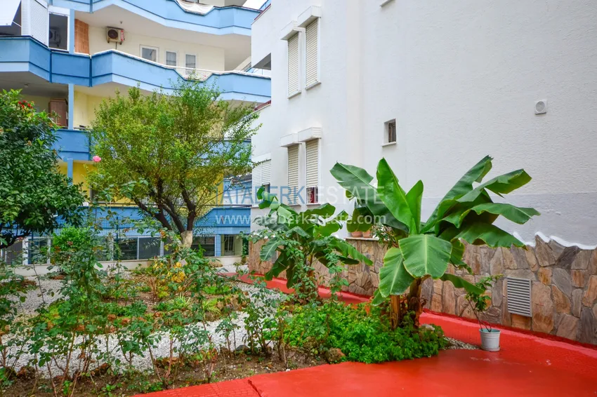 Three-room apartment in Mahmutlar with a separate kitchen, next to the sea 5 