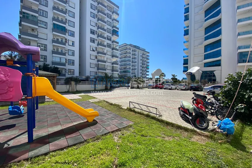 Three-room apartment in Mahmutlar with a view of the sea and mountains 10 