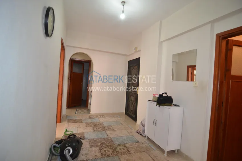 Purchase Three-room apartment in the center of Alanya with furniture and a separate kitchen 1 