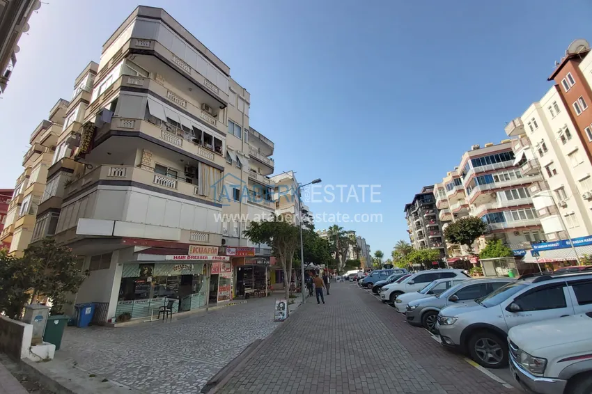 Apartment in the center of Alanya - Damlatas area furnished with a separate kitchen 1 