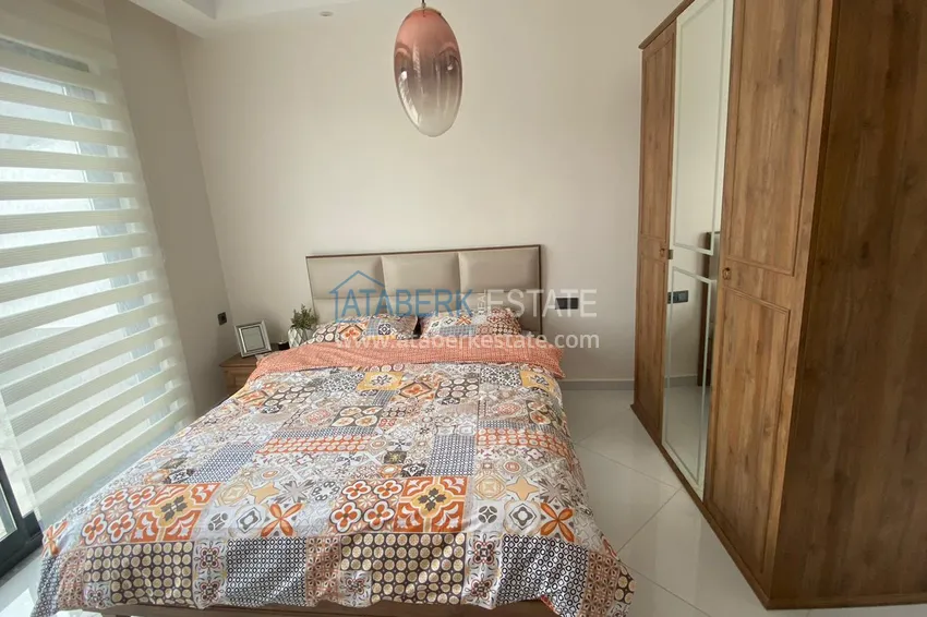 Purchase Furnished duplex penthouse in Mahmutlar with views of the mountains, the sea and the historic fortress 10 