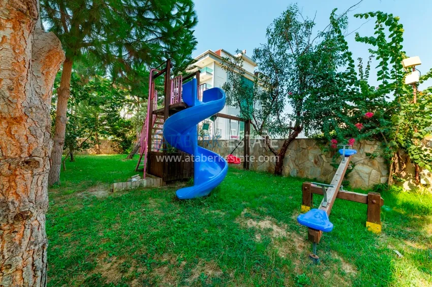 Furnished apartment in Kestel in a cozy complex on the 1st coastline 11 