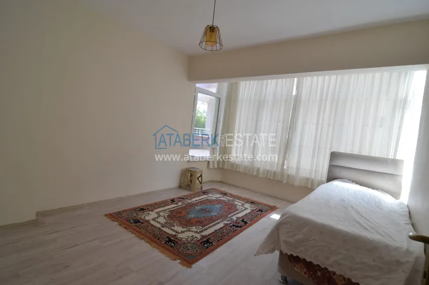 Purchase Three-room apartment in the center of Alanya with furniture and a separate kitchen 12 