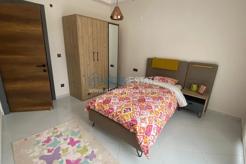 Purchase Furnished duplex penthouse in Mahmutlar with views of the mountains, the sea and the historic fortress 12 