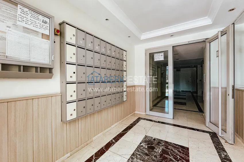 Apartment in Mahmutlar with furniture and a separate kitchen in a comfortable complex 12 