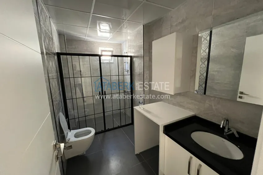 Purchase  Apartments in the center of Alanya with a fine finish and a separate kitchen in a new building 17 