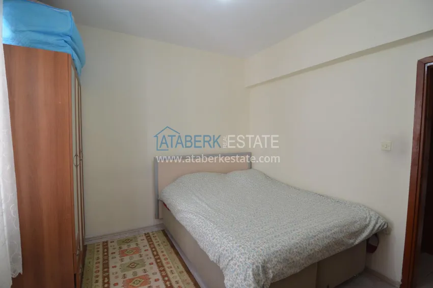 Purchase Three-room apartment in the center of Alanya with furniture and a separate kitchen 14 