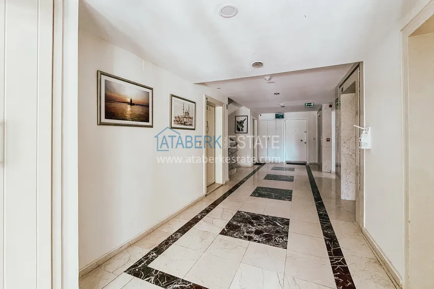 Apartment in Mahmutlar with furniture and a separate kitchen in a comfortable complex 13 