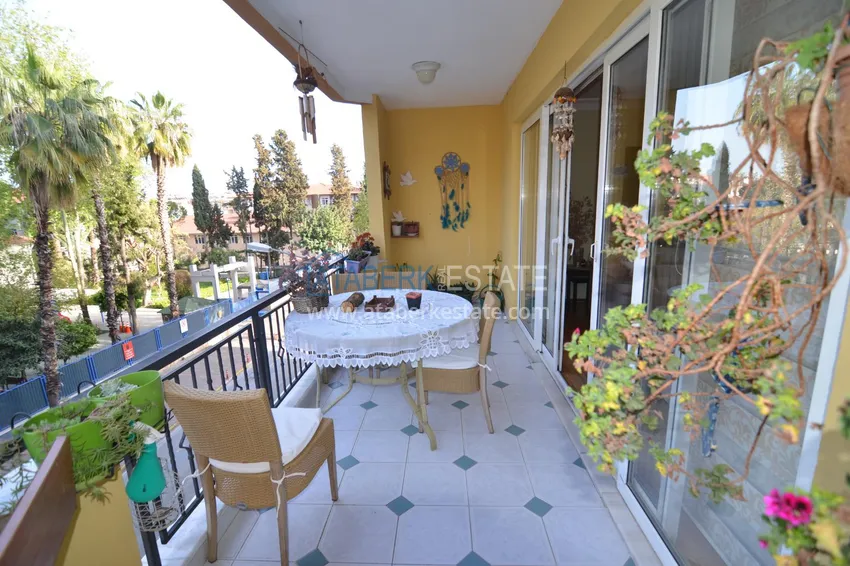 Purchase  Furnished apartment in the center of Alanya with 3 bedrooms and a separate kitchen 15 