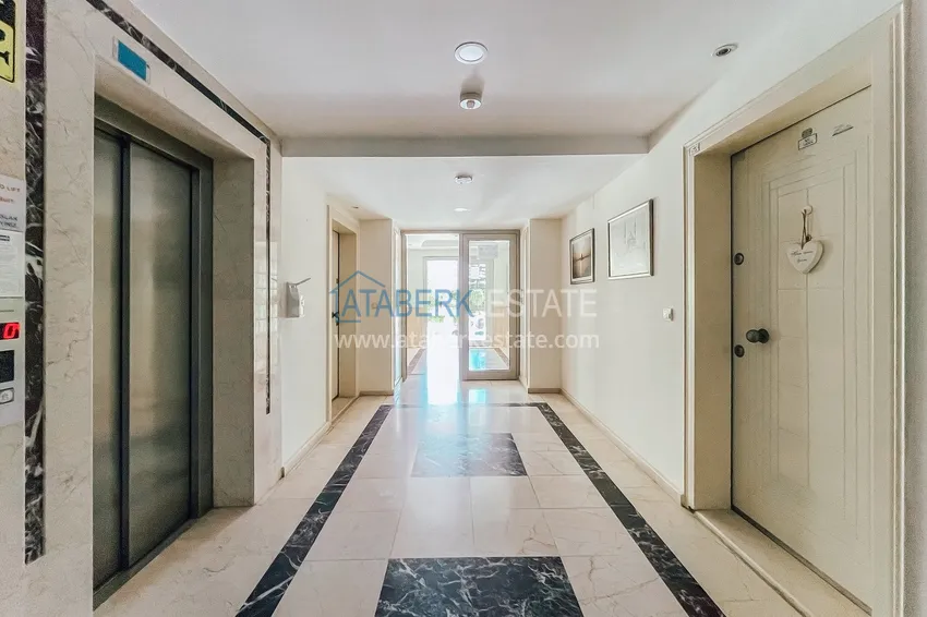 Apartment in Mahmutlar with furniture and a separate kitchen in a comfortable complex 14 