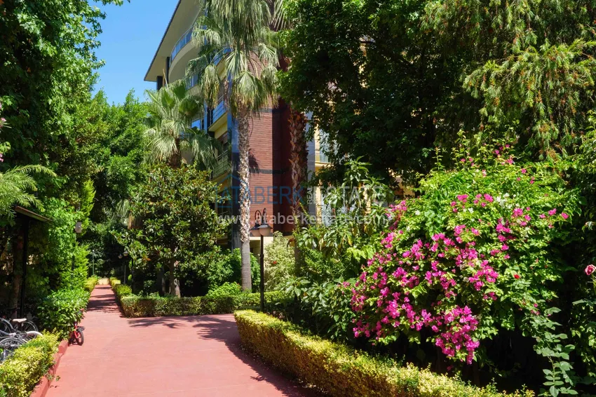 Apartment in Alanya in a luxury complex on the first coastline 16 