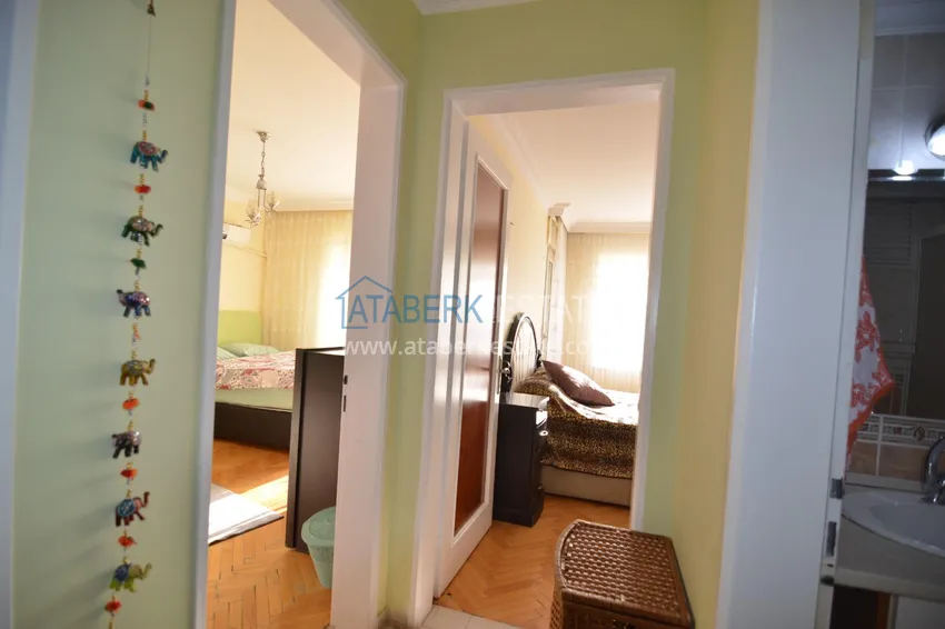 Purchase  Furnished apartment in the center of Alanya with 3 bedrooms and a separate kitchen 17 