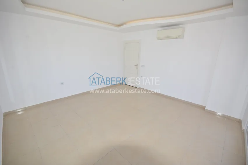 Purchase Apartment in Mahmutlar with mountain and sea views in a well-maintained complex 5