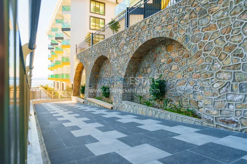 Apartment in Kargicak with a sea view in a complex on the first coastline 21 