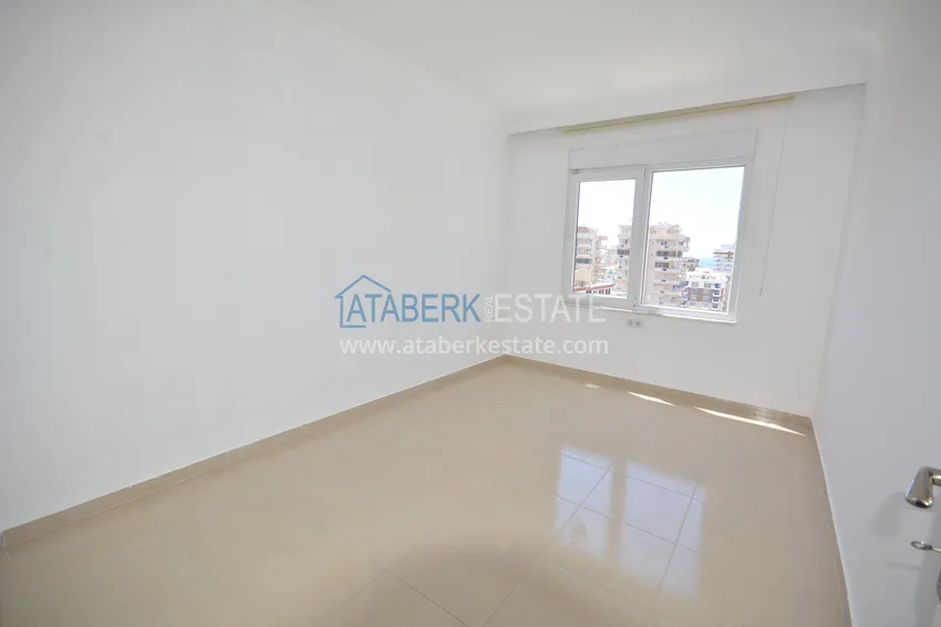 Purchase Apartment in Mahmutlar with mountain and sea views in a well-maintained complex 6