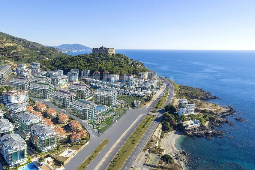 Apartment in Kargicak with a sea view in a complex on the first coastline 1 