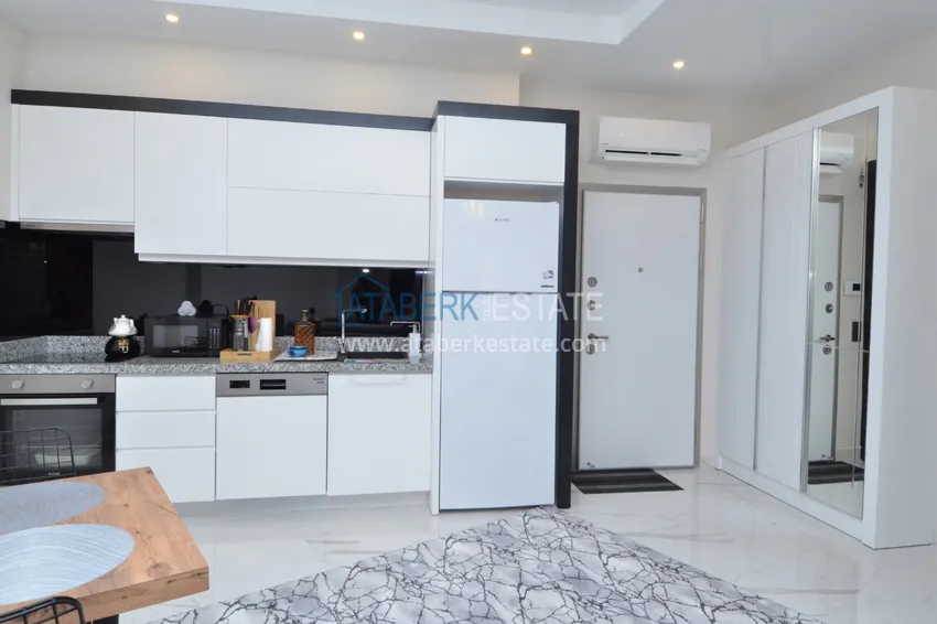 Purchase  Apartment in Kargicak with a sea view in a complex on the first coastline 1 