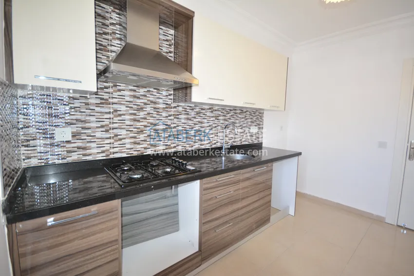 Purchase Apartment in Mahmutlar with mountain and sea views in a well-maintained complex 12