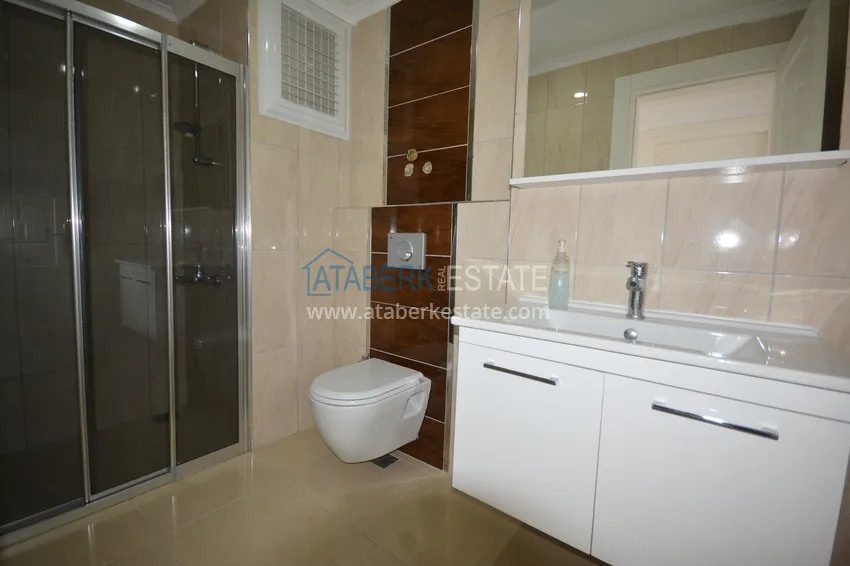 Purchase Apartment in Mahmutlar with mountain and sea views in a well-maintained complex 14