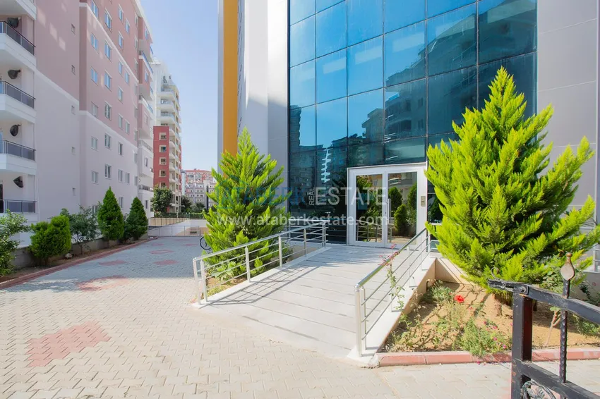 Furnished penthouse in Mahmutlar with sea view in a young complex 4 