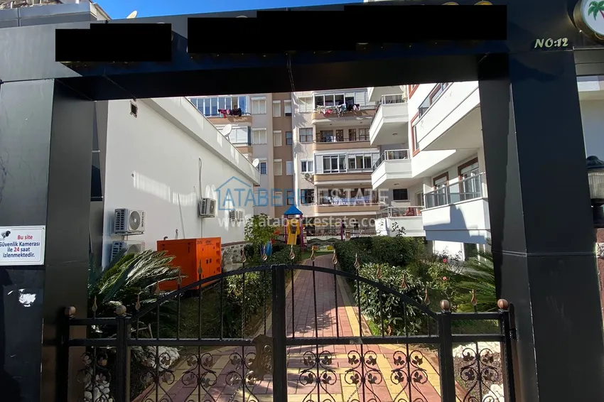 Apartment in Mahmutlar with mountain and sea views in a well-maintained complex 4