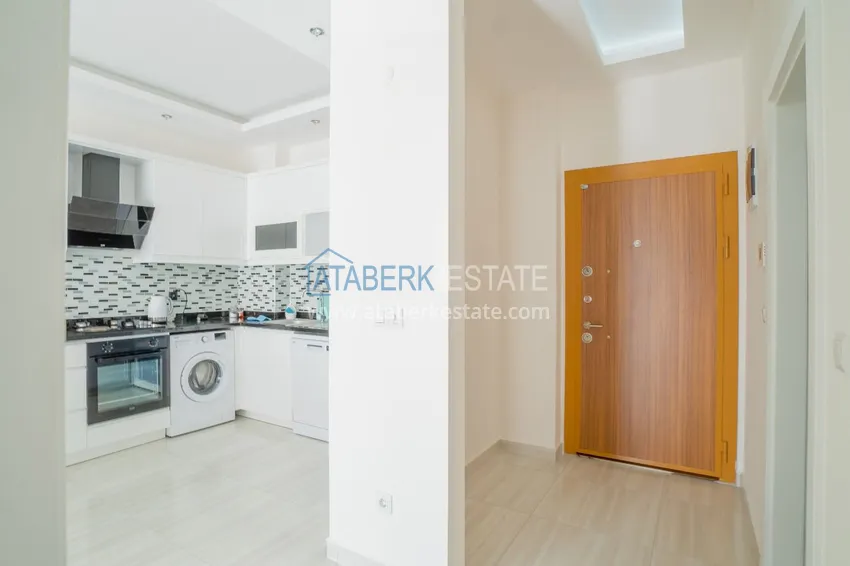 Purchase  Apartments in Mahmutlar with furniture in a complex with infrastructure 1 