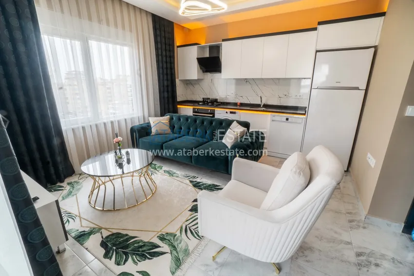 Apartment in Alanya - Mahmutlar area with author's renovation and new furniture 1 