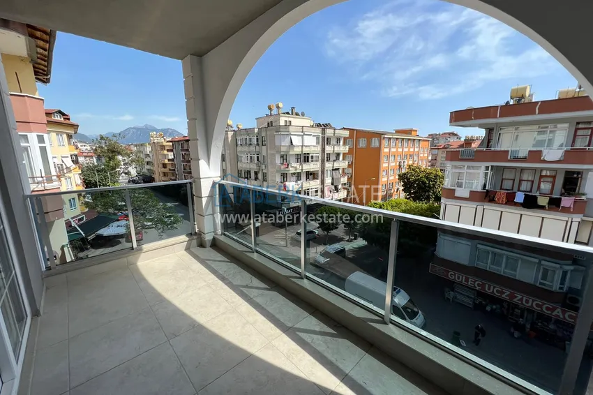 Purchase  Apartments in the center of Alanya with a fine finish and a separate kitchen in a new building 6 